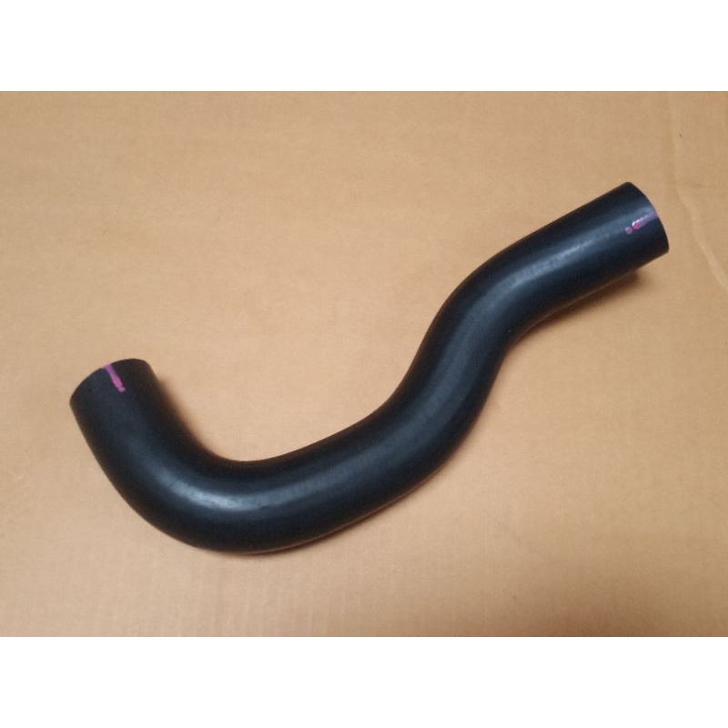 Selang Radiator Atas Aerio Baleno Next