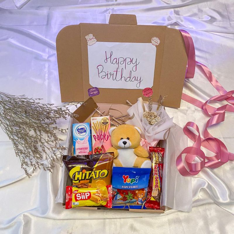 

Gift Box / Snack box / Hampers 3