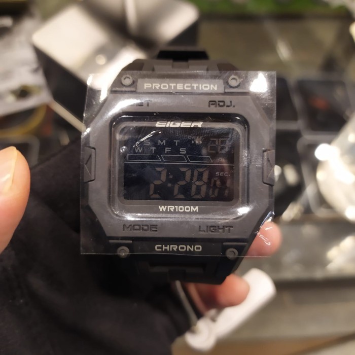 Jam Tangan Eiger KARLSKOGA Watch 91000 8257 Original Cowok Bandung