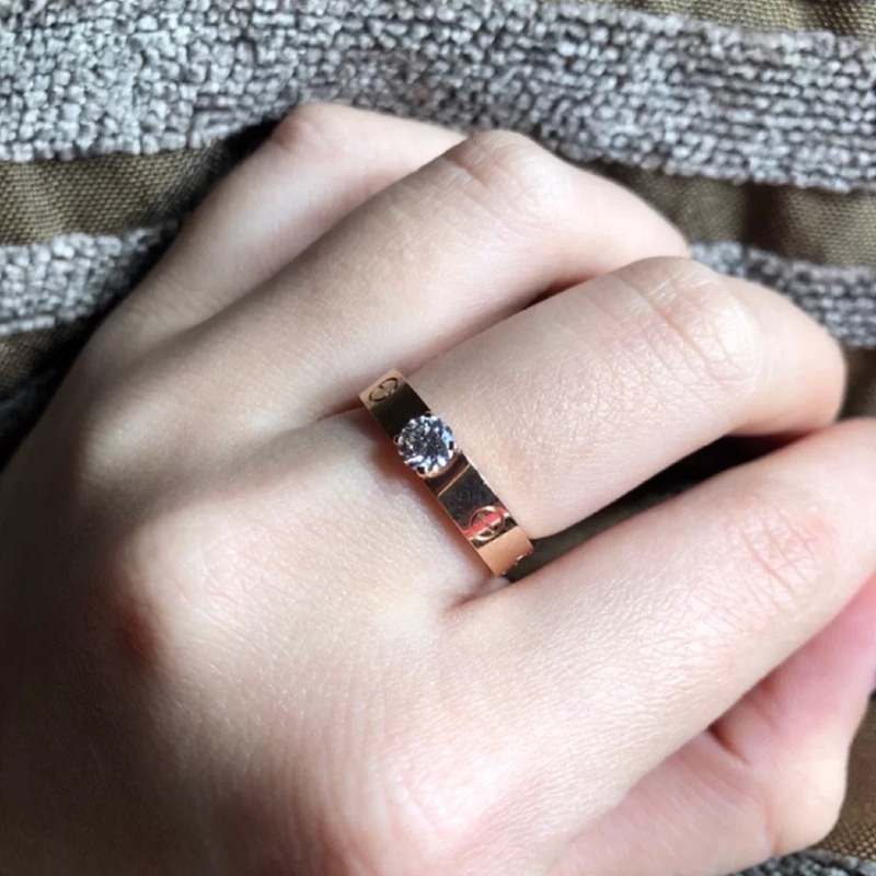 Indah Super Flash Cincin Abadi Bertabur Berlian Cincin Berlian Besar Fashion Perhiasan Tangan Sederhana Cincin Pasangan Ready Stock Grosir