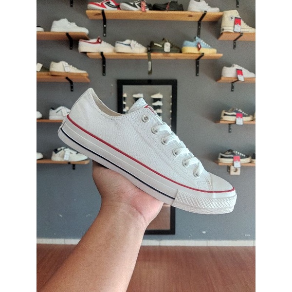 Ventela Ethnic Low White - Sepatu Sneakers