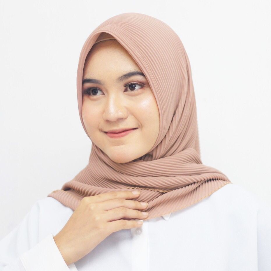 Jilbab Segiempat Segi Empat Voal Plisket Square Polos Tassel Jambul Bandul BY QOID
