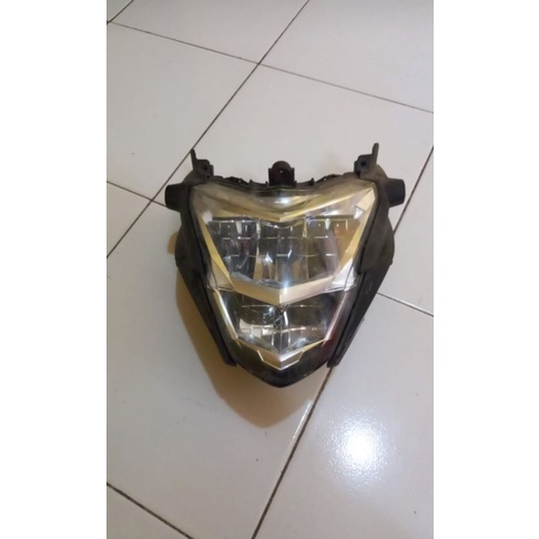 lampu depan cb 150r