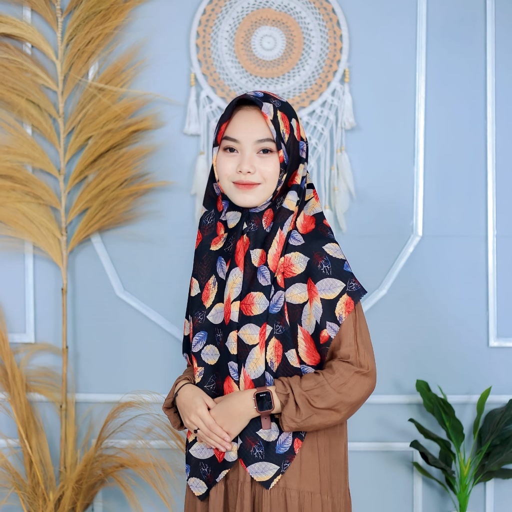 Jual BEST SELLER !! Hijab Trendy Viral Segi Empat | Hijab Motif 2023 ...