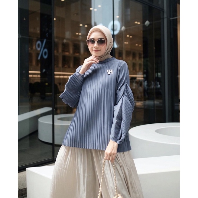 Pleats Blouse Vanilla hijab