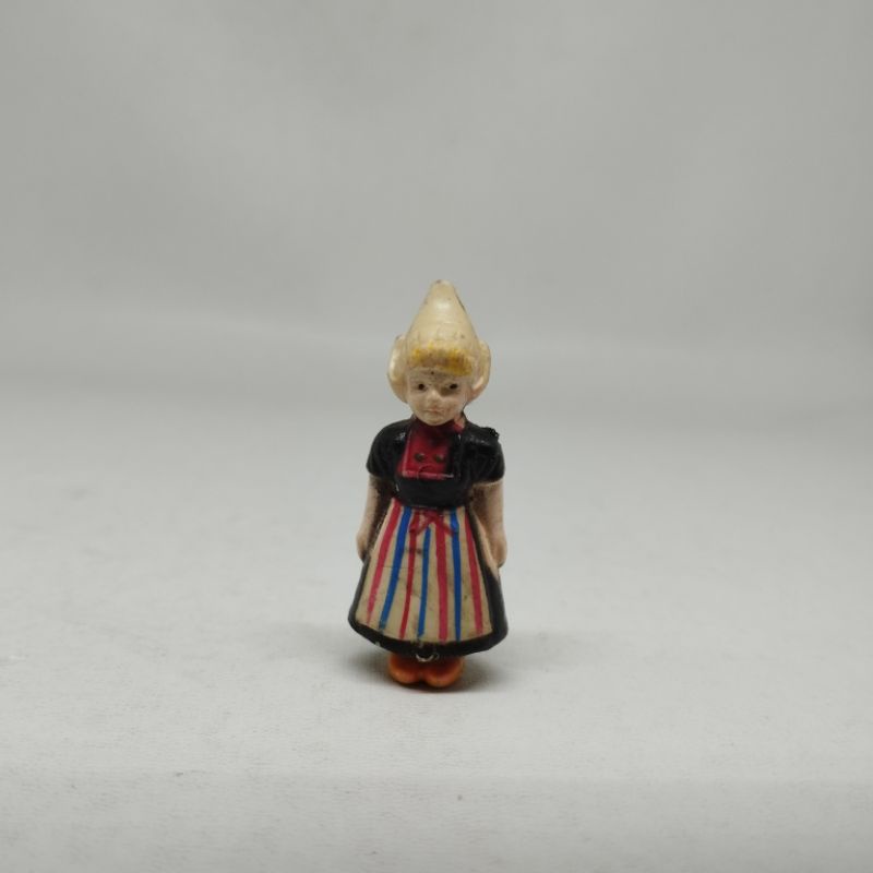 Mini Figure Baju Hitam