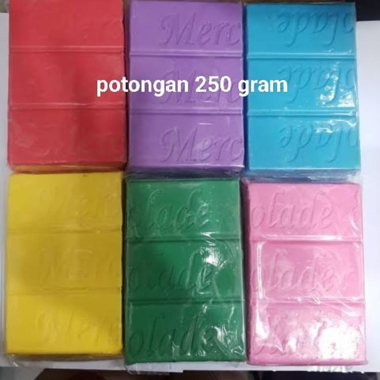 

Diskon Promo ★★ Coklat mercolade rainbow chocolate compound 250 gr ϟ