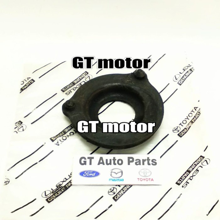 Karet Tatakan Per Keong Belakang Bagian Bawah All New Yaris 2014-Up