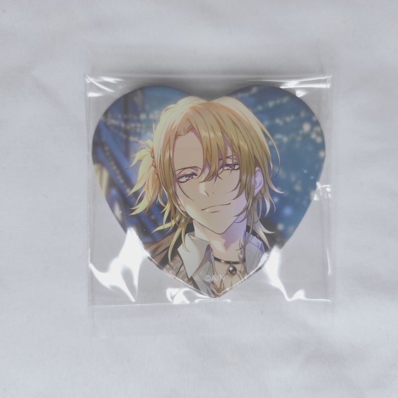 badge luca kaneshiro white day luxiem nijisanji