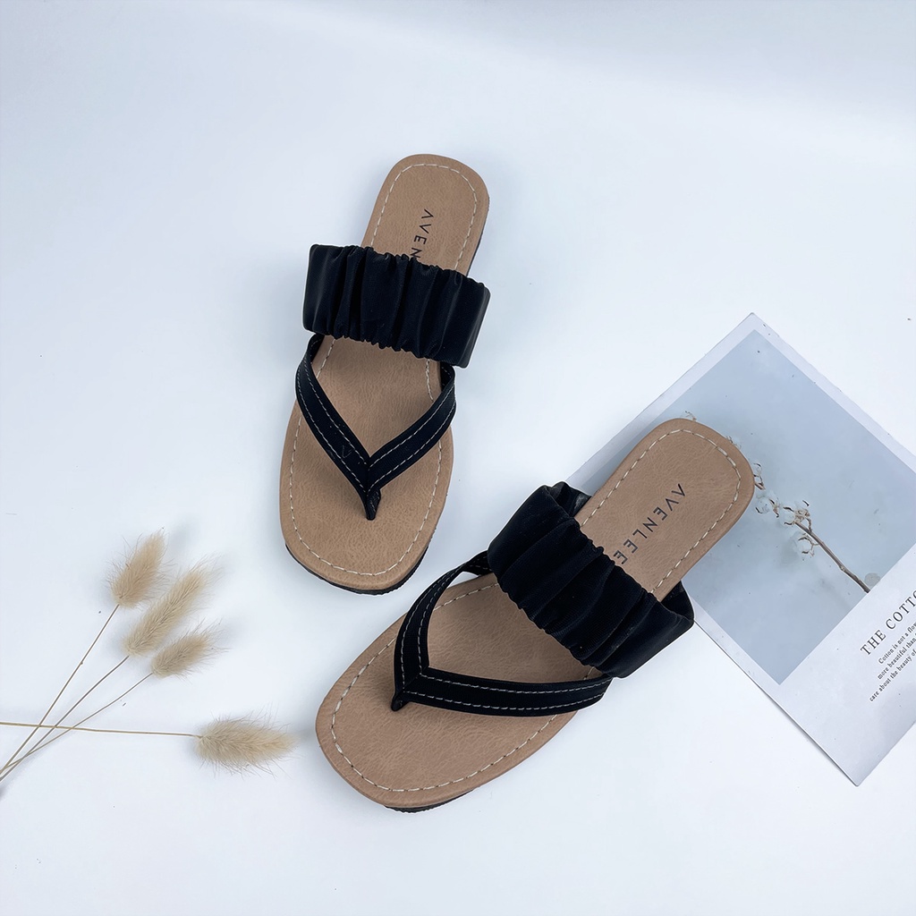 Sandal Jepit Wanita Simpel Elegan Teplek Sol Karet Avenlee Beiza