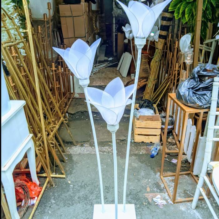 standing lampu bunga dekorasi pipa elastis