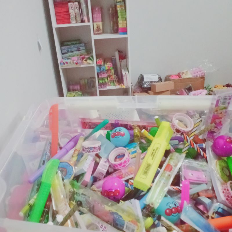 

STATIONERY LUCKY SCOOP / SEKOP ALAT TULIS