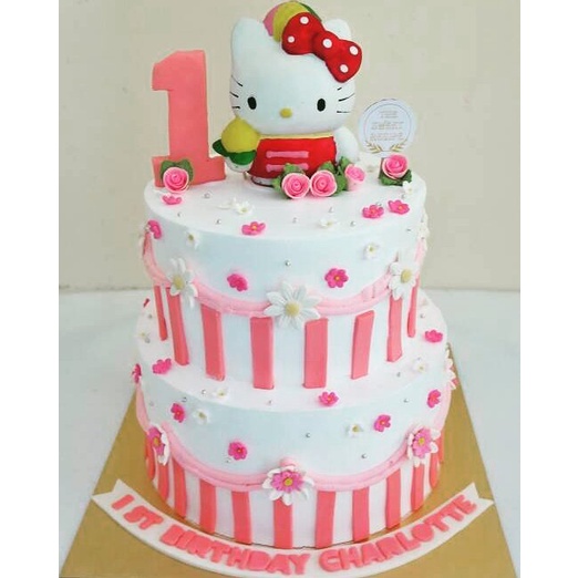 

Kue Hello Kitty 2 Tier