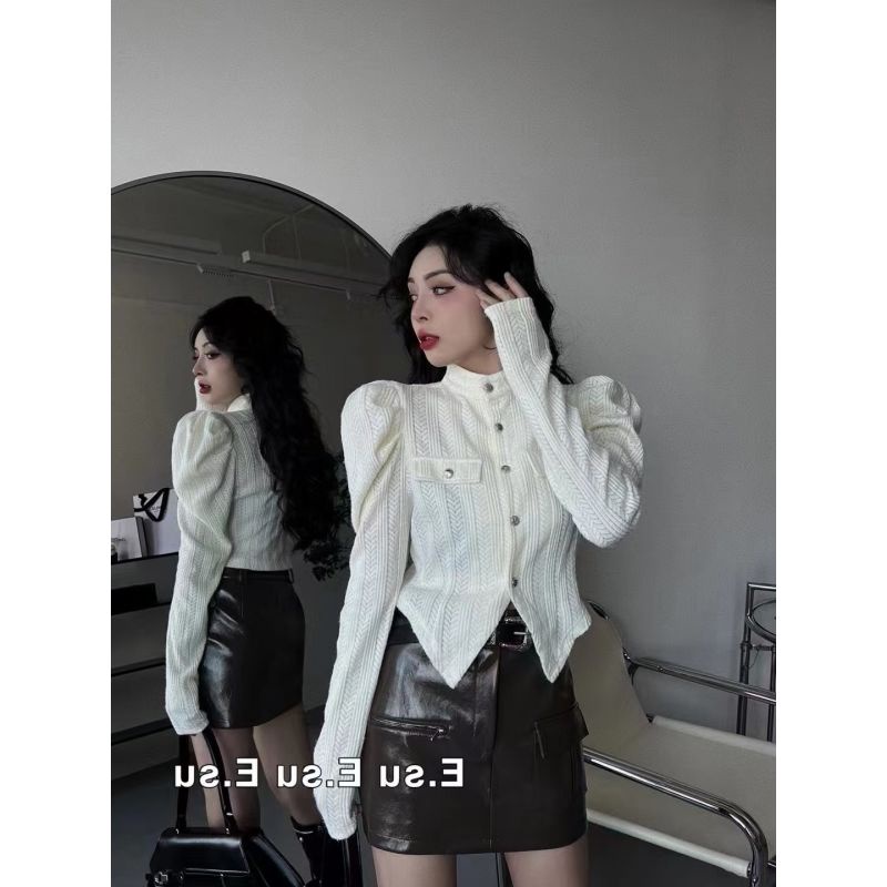 Red High-End Top Wanita 2022 Musim Gugur Baru Gaya Korea Slim Single-Breasted Tombol Puff Lengan Desain Niche Renda kemeja