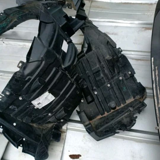 {BEKAS} liner fender avanza veloz Diskon