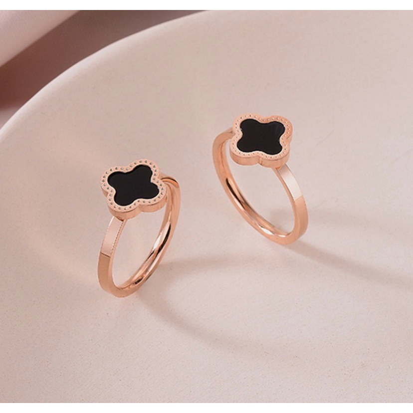 Azzah St0r3 - Cincin Titanium Model Bunga Warna Rose Gold