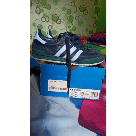adidas Valencia