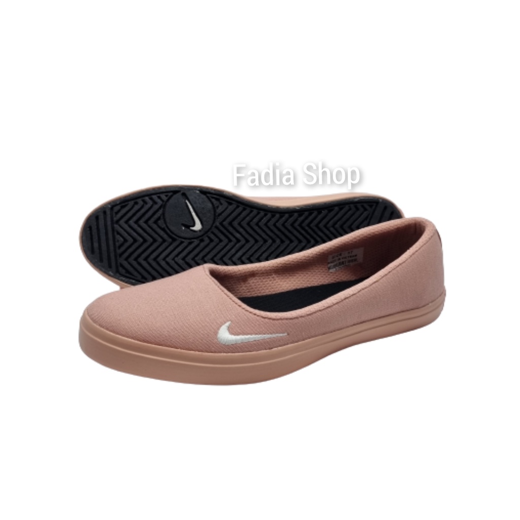 Sepatu wanita slip on BLT01.sepatu flat.sepatu hijabers.sepatu kerja.sepatu murah berkualitas.sepatu santai