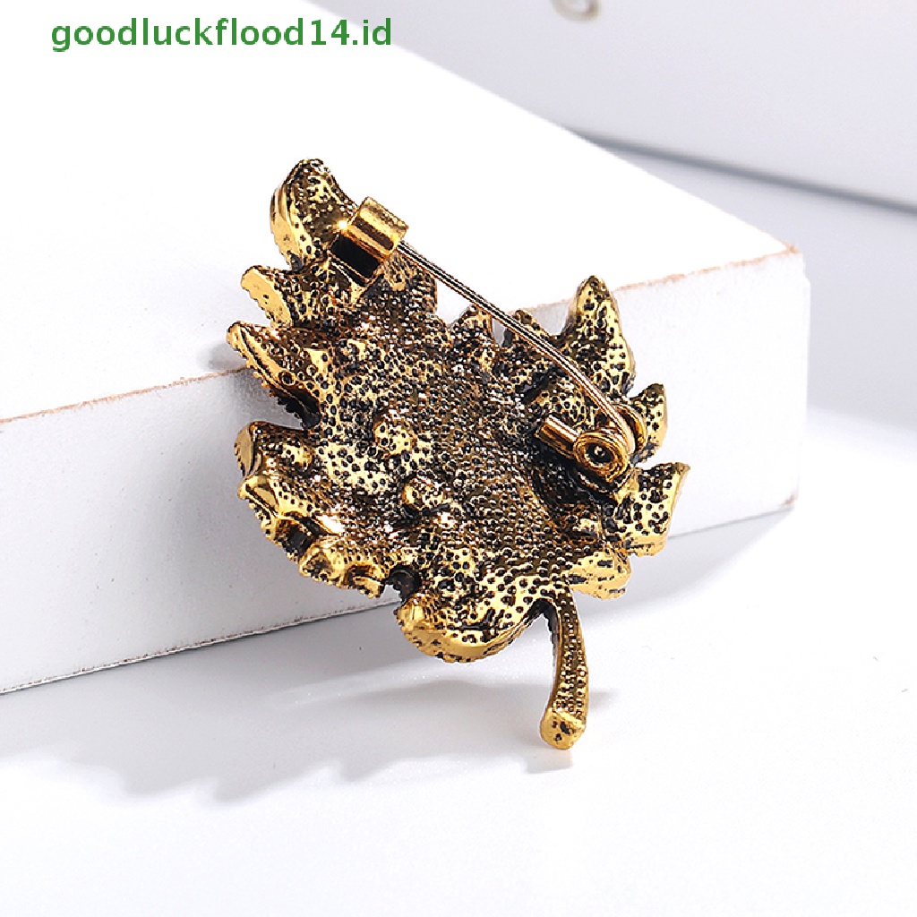 [GOOGFOUR] Berlian Imitasi Maple Leaf Shaped Bros Pin Retro Badge Bag Pernikahan Dekorasi Ornamen [TOP]