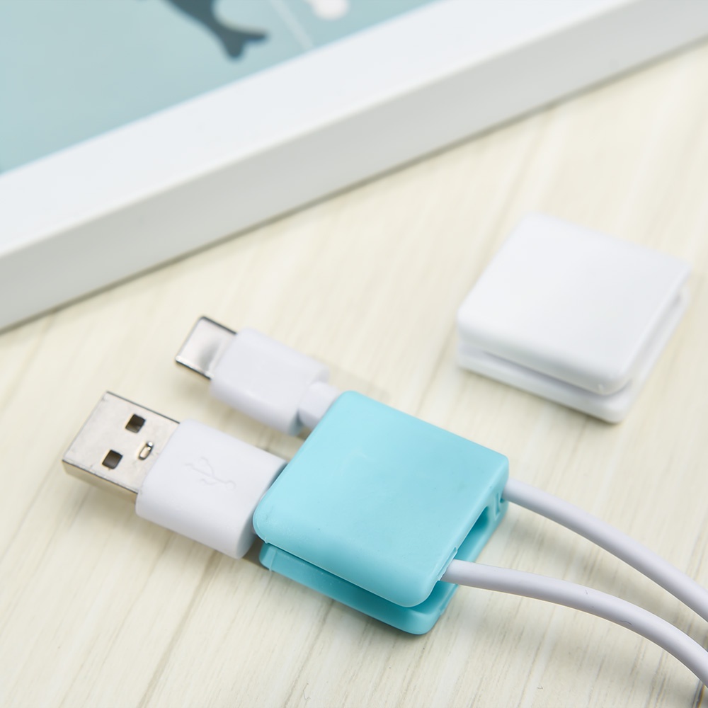 [Harga Grosir]1pc Klip Holder Kabel USB Charger Bahan Silikon Warna Acak