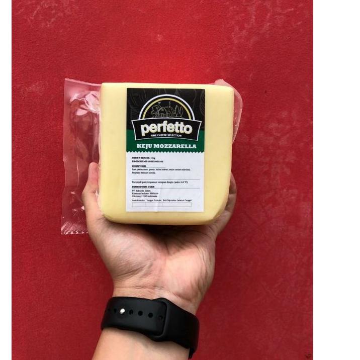 

Terbaru[TD4]-Keju Mozarella Perfetto Import Austalia Block 1KG