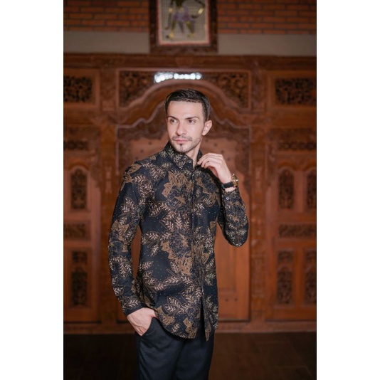 MAWAR COKLAT TIGA Kemeja Batik Pria Lengan Panjang Slim Fit Premium Modern Full Furing Katun Halus