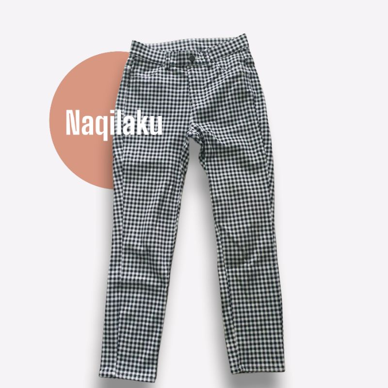 Preloved Uniqlo Pants Tartan