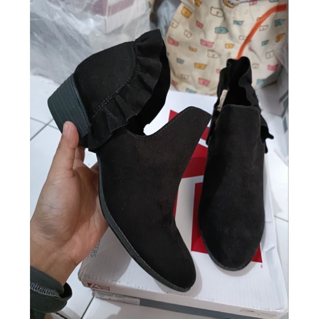 38½ payless clearance sale american eagle boots