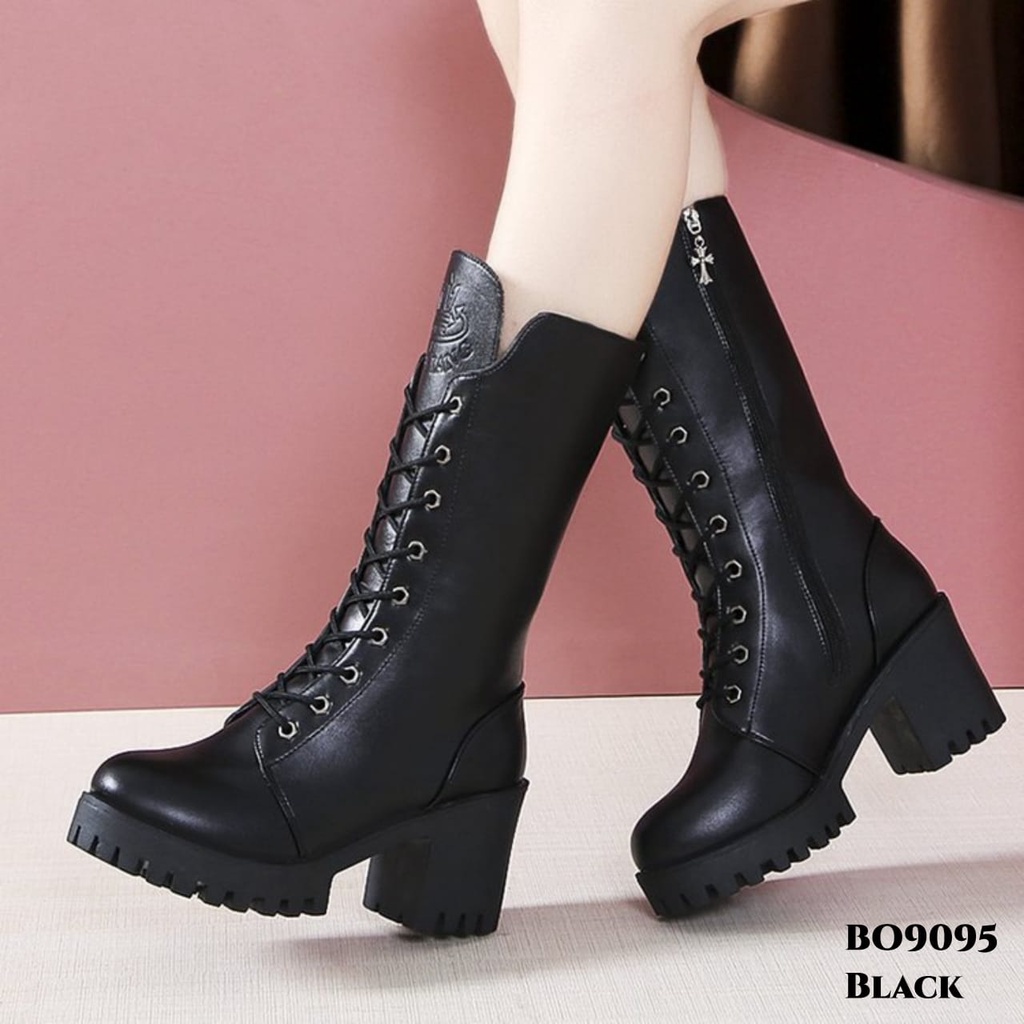 WYN SEPATU BOOTS FLAT KOREA MODEL ELEGANT &amp; FASHIONABLE BO9095