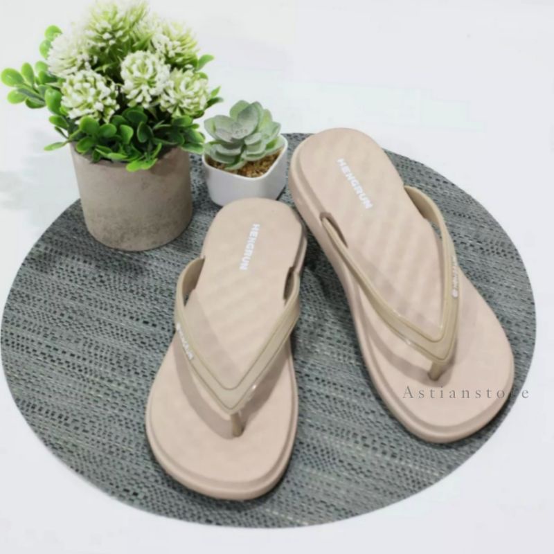 Sandal Jepit Wanita Kekinian Karet Jelly