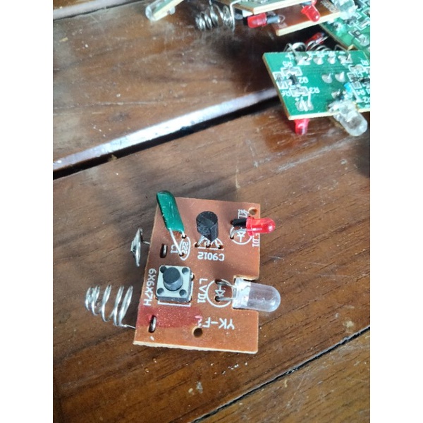 Ir remote pemancar buat servis remot