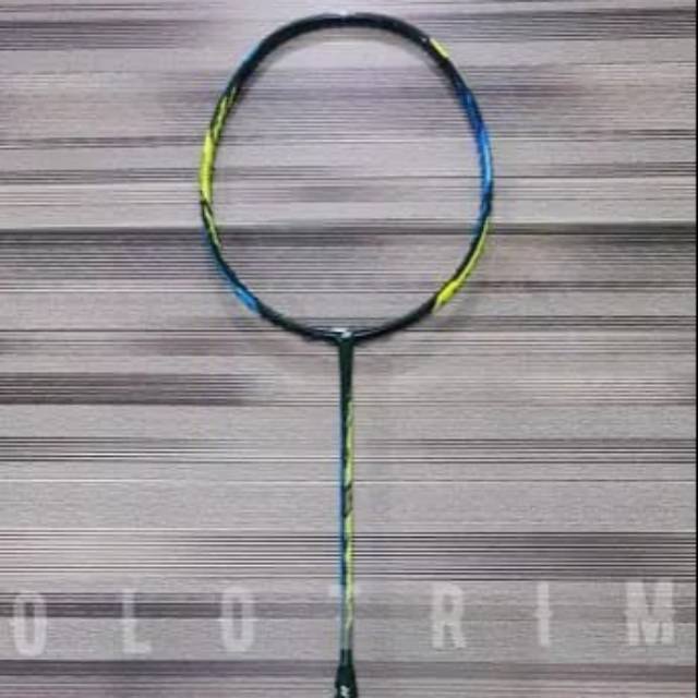 Raket Badminton Yonex Duora 88
