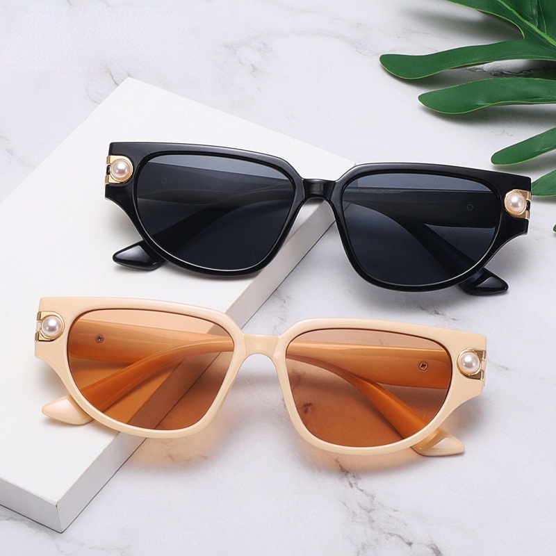 (YUZHU) Mode Barat Permen Warna Mata Kucing Mutiara Kacamata Vintage Fashion Design Sense Shade Sunglasses Wanita