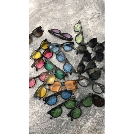 KACAMATA HITAM | SUGLASSES | KACAMATA BINGKAI KOTAK | PRIA WANITA GAYA RETRO VINTAGE