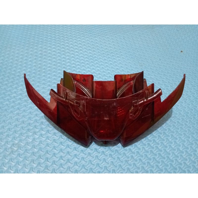 MIKA KACA MERAH LAMPU STOP SUPRA X 125 PGM F1 HELM IN 2013