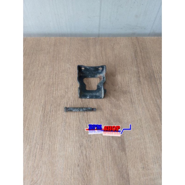 engsel jok Honda Vario 125 old bekas original