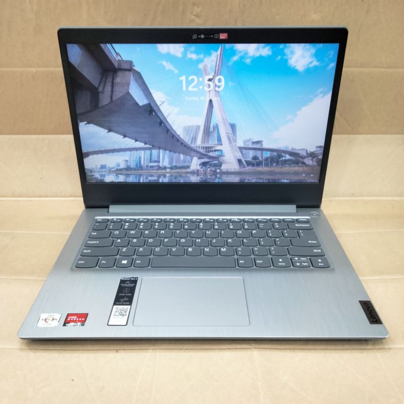 Laptop Lenovo Slim 3 Amd Athlon Silver 3050U RAM 8 GB SSD 256GB LIKE NEW