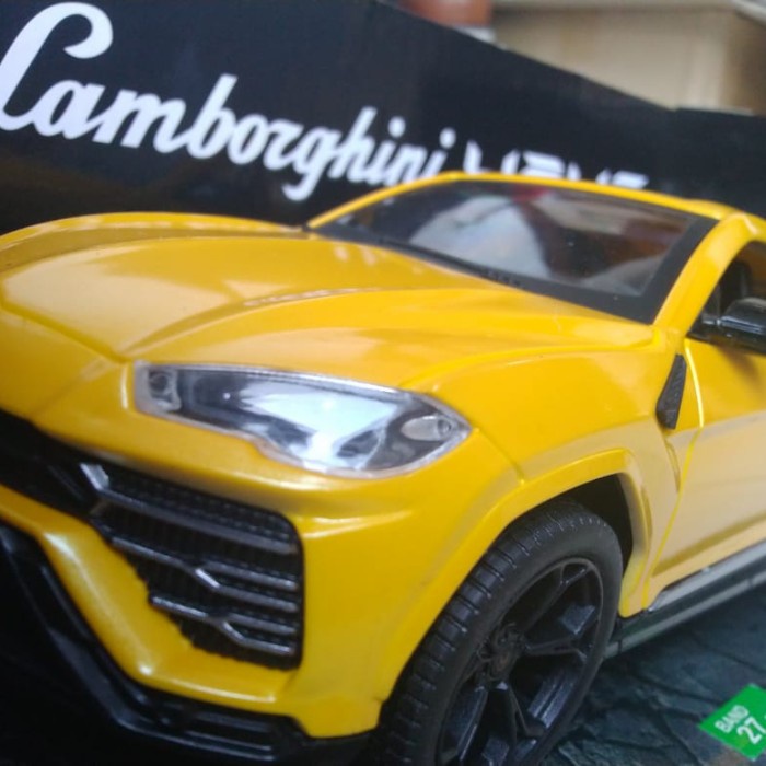 Mobil remote Lamborghini URUS suv - Mobil RC Toy premium