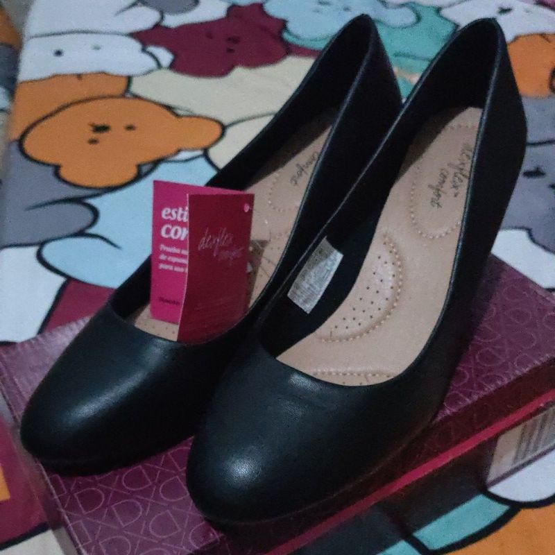 sepatu by Payless dexflex comfort