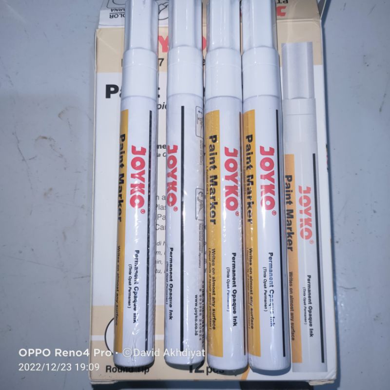 Spidol Joyko Warna Putih Permanen