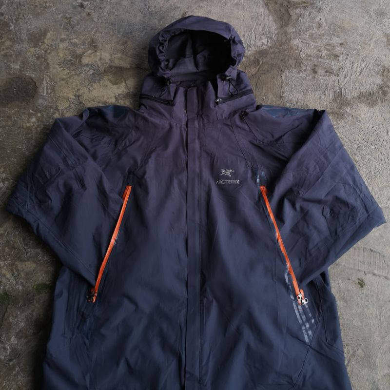 Arcteryx Second Arcteryx bekas jual Arcteryx jacket outdoor Arcteryx hoodie Arcteryx bulang Arcteryx