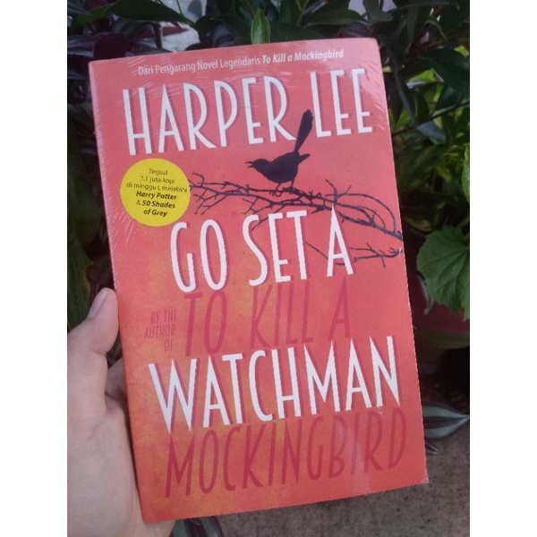 Go set a watchman / to kill a mockingbird Harper lee