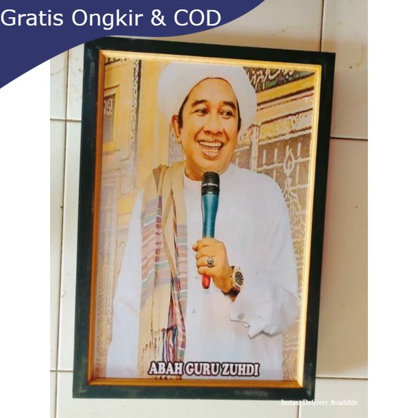 poster ulama guru Zuhdi plus bingkai ukuran 53×35