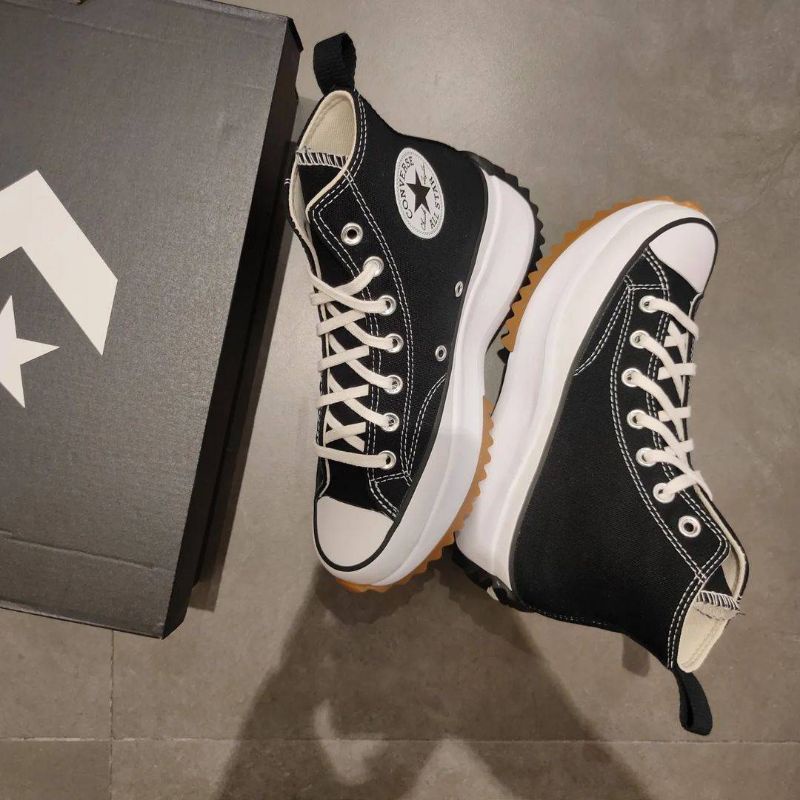 Converse Runstar High Hitam Putih Sneakers wanita