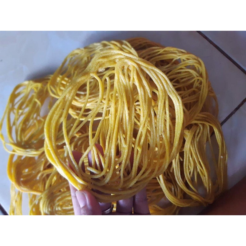

Krupuk Mie Kuning/Miereng Rasa Bawang+Ketumbar