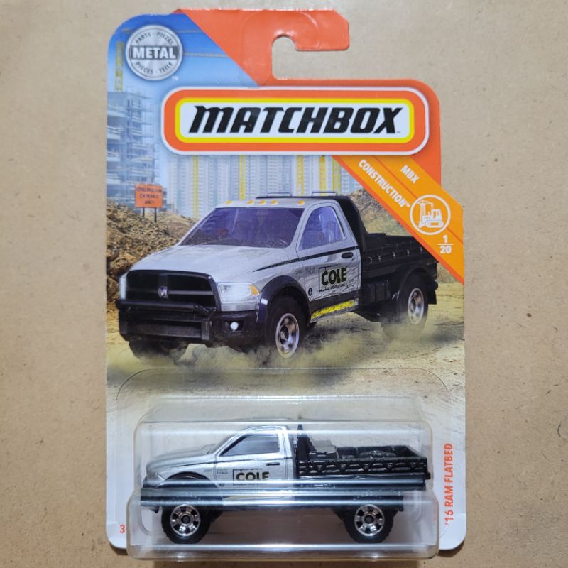 MATCHBOX '16 RAM FLATBED / MBX CONSTRUCTION [ SILVER BLACK ]