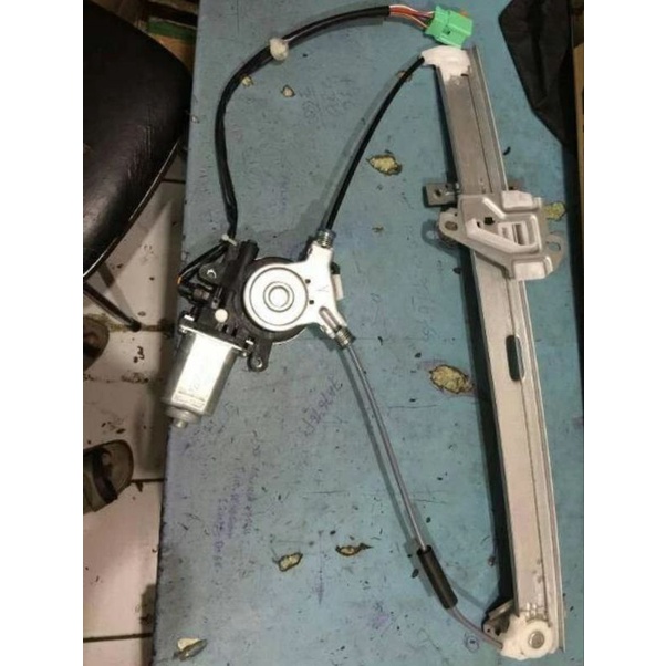 Regulator Power Window Assy + Dinamo Ferio