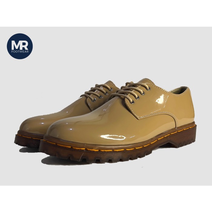 Sepatu Boots Wanita - Munich Patent S-Leather - Beige Krem - MR Footwear (Outsole Docmart atau Dr. Martens)