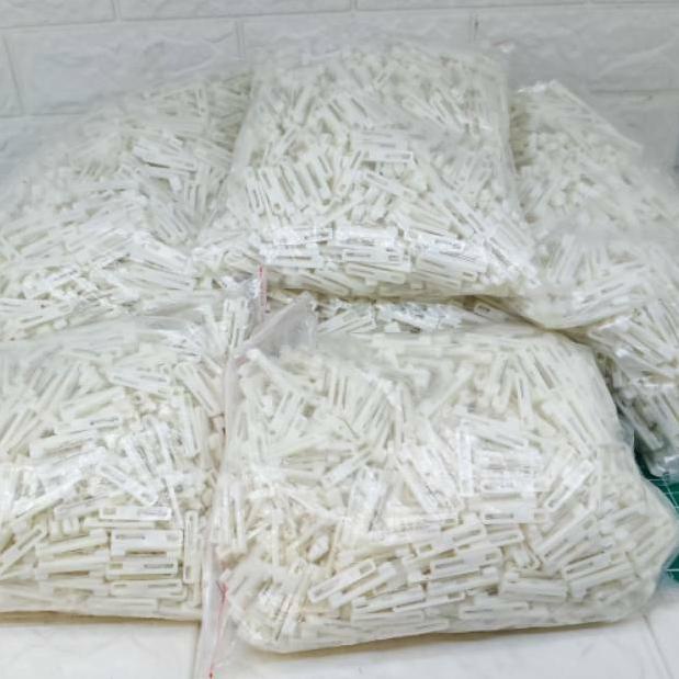 

[COD] R062 PENITI 3,6cm bahan NAME TAG / NAMA DADA BROS ACRYLIC/isi 144 biji 5467