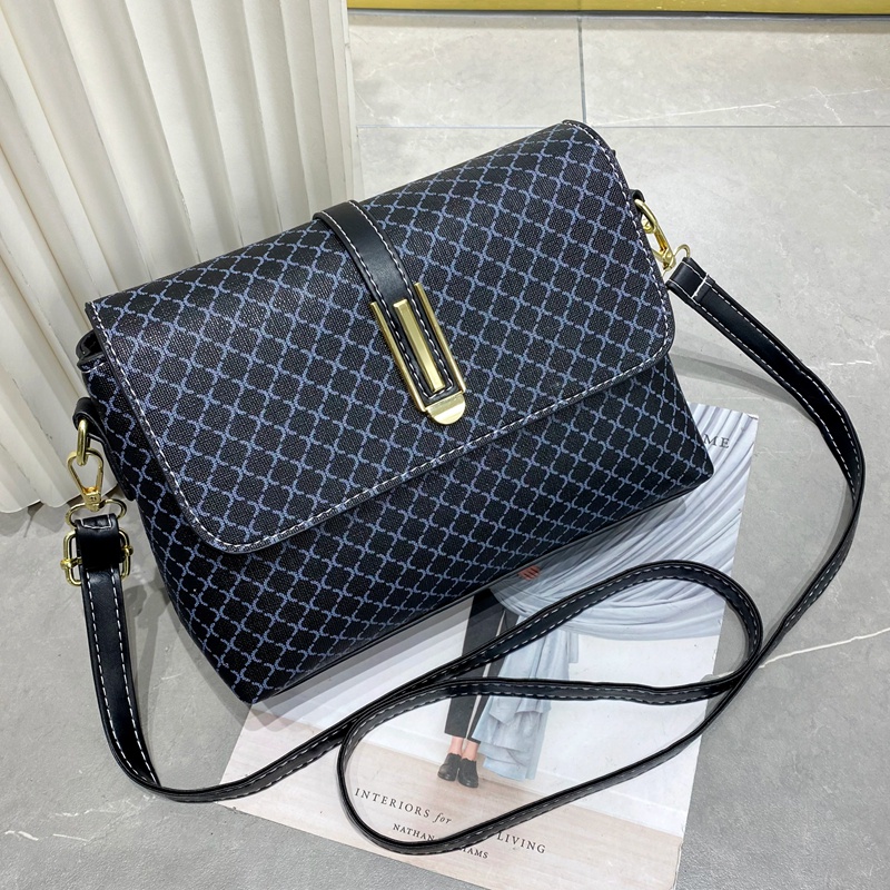 MV_Marvelouz MV303557 Tas SELEMPANG Wanita Remaja Motif Casual Kekinian Terbaru 1kg bisa 2 tas supplier tas import BQ3557